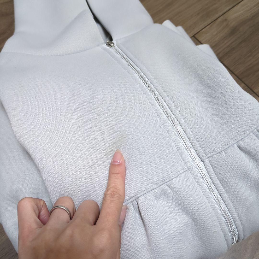 専用　yori ダンボールティアードパーカー　アイスグレー