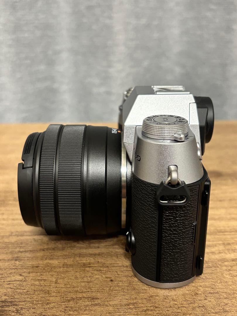 【かぬ】FUJIFILM X-T50 ミラーレスカメラ 本体