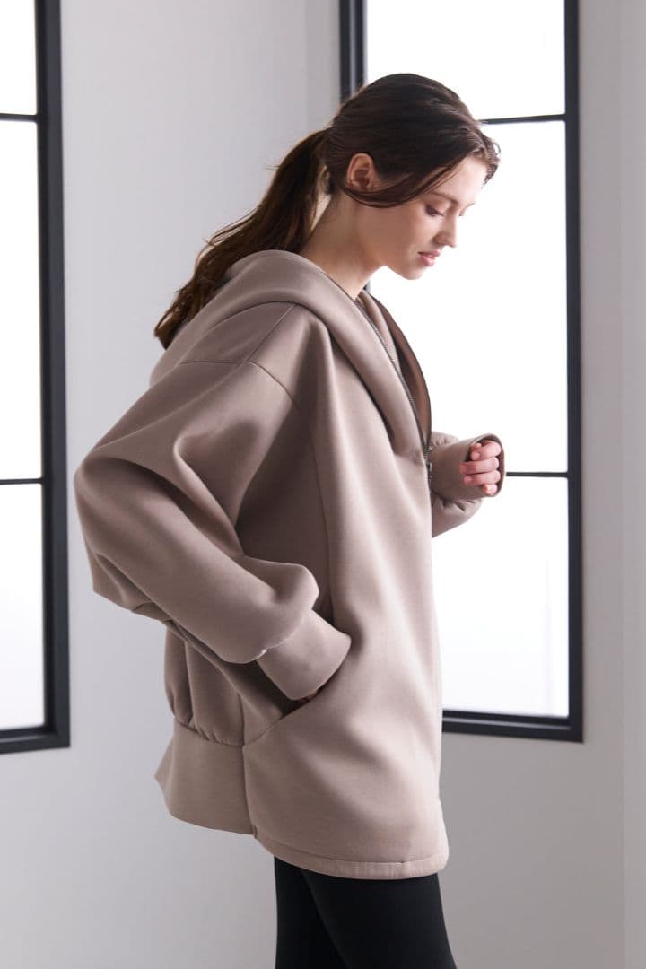 アイラル　ゆんころ　フルジップパーカー　グレージュ　白　ホワイト　新品未使用