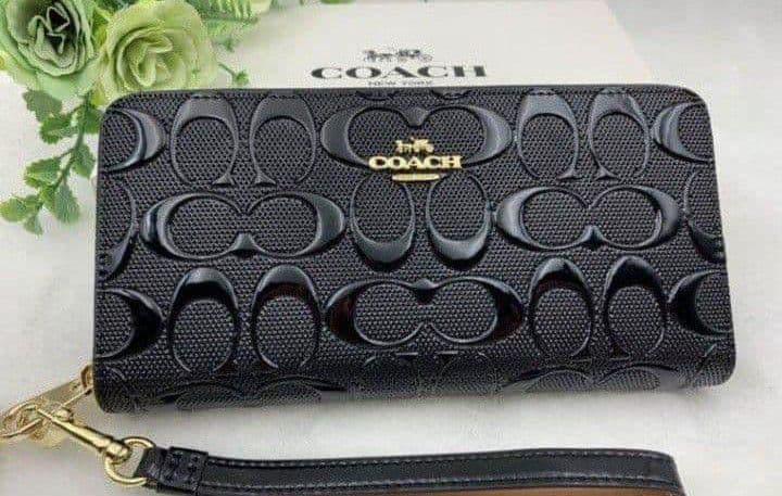 新品未使用コーチ長財布シグネチャーストラップ付きブラックレディースメンズ送料無料