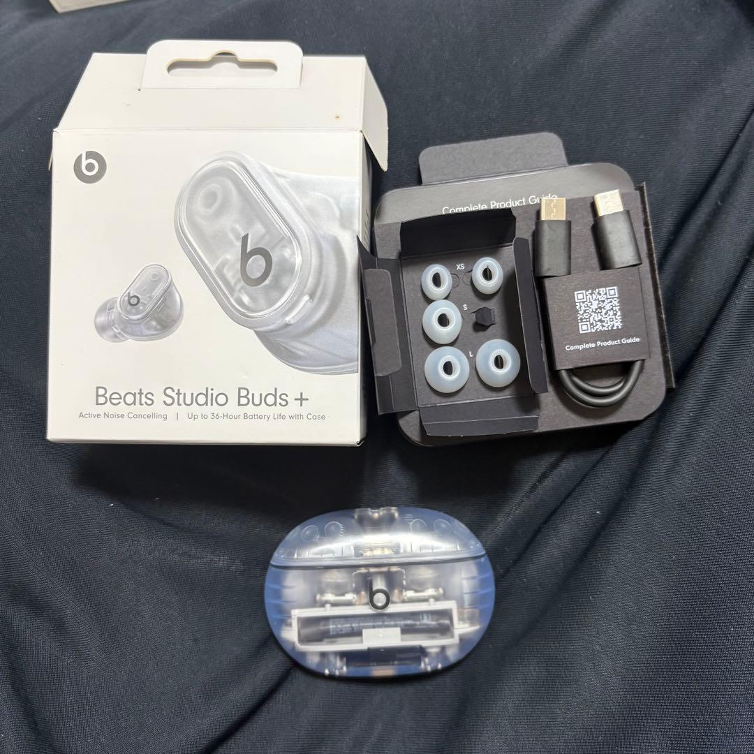 Beats Studio Buds + トランスペアレント　スケルトン