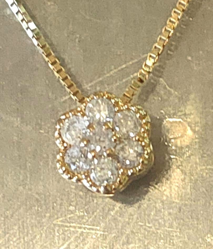 k18 ダイヤモンドペンダントトップ フラワー 0、16ct