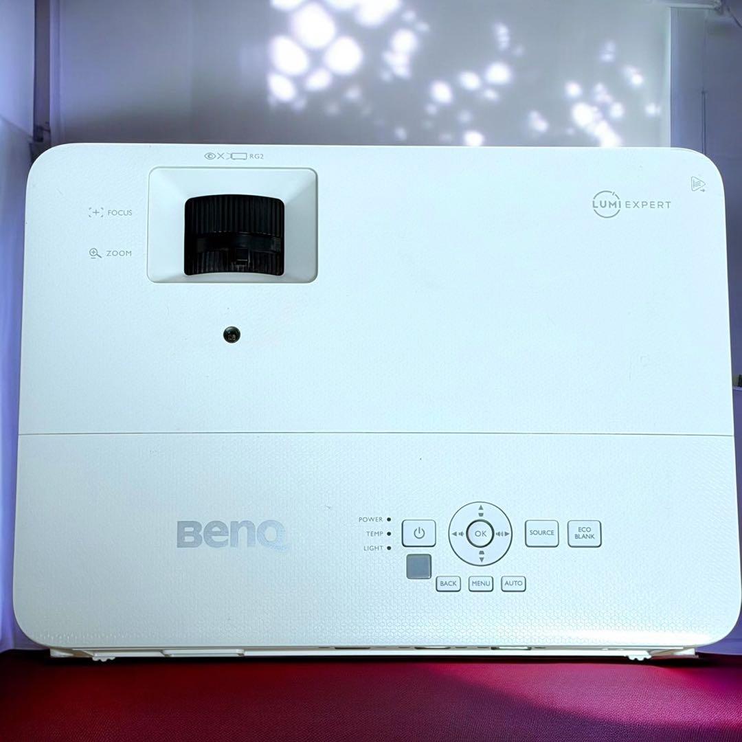 ☆点灯時間506H美品 BenQ TH685 フルHD ゲーミングプロジェクター