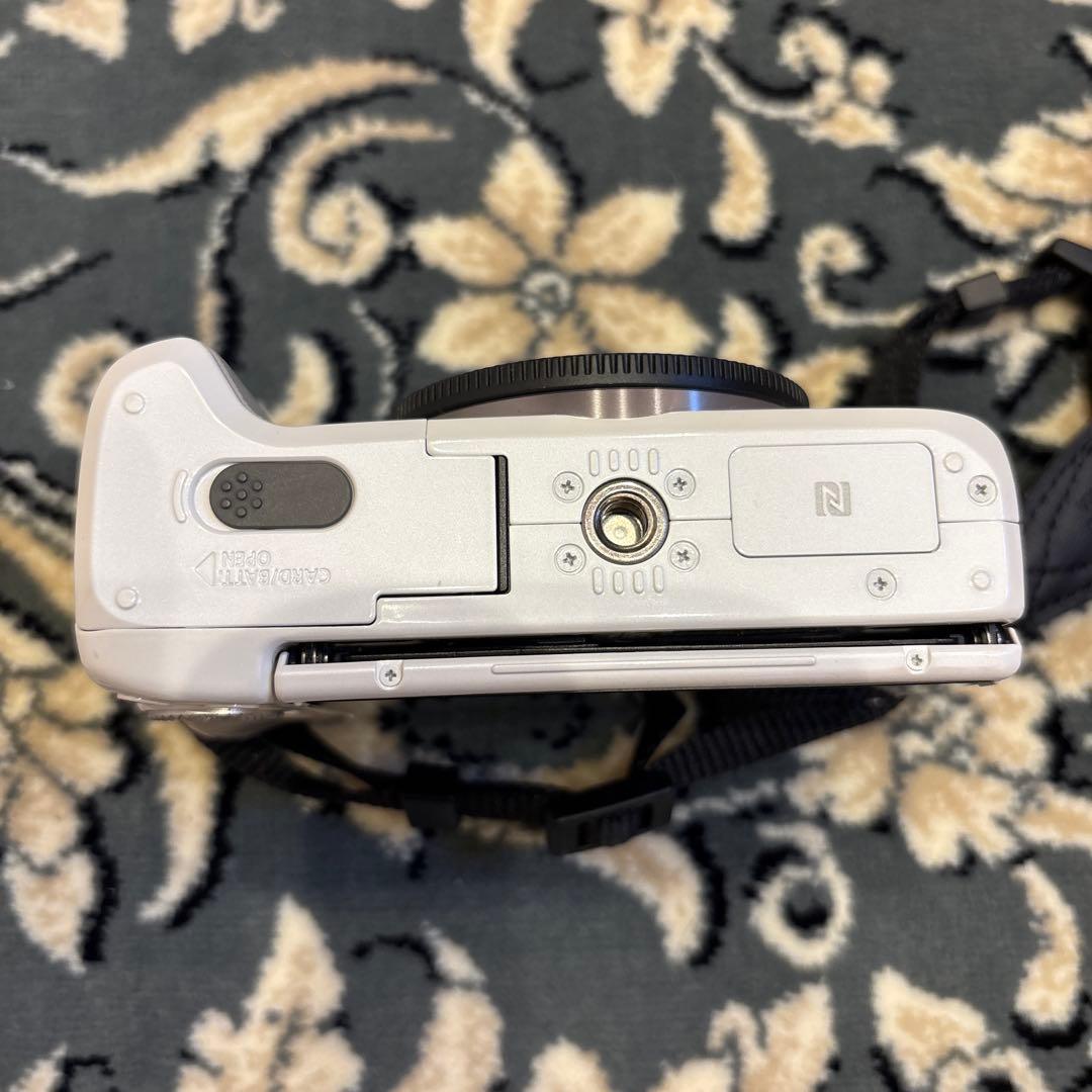 【最終値下】Canon EOS M3 ミラーレス一眼レフ カメラ レンズ　キット