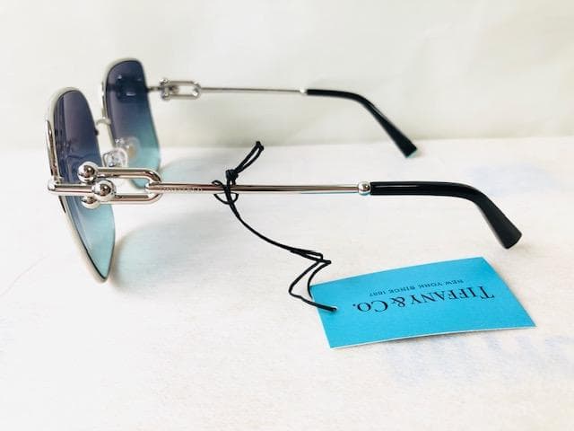 定価6万ティファニー青銀Tiffany&Coサングラス眼鏡メガネめがね国内正規品