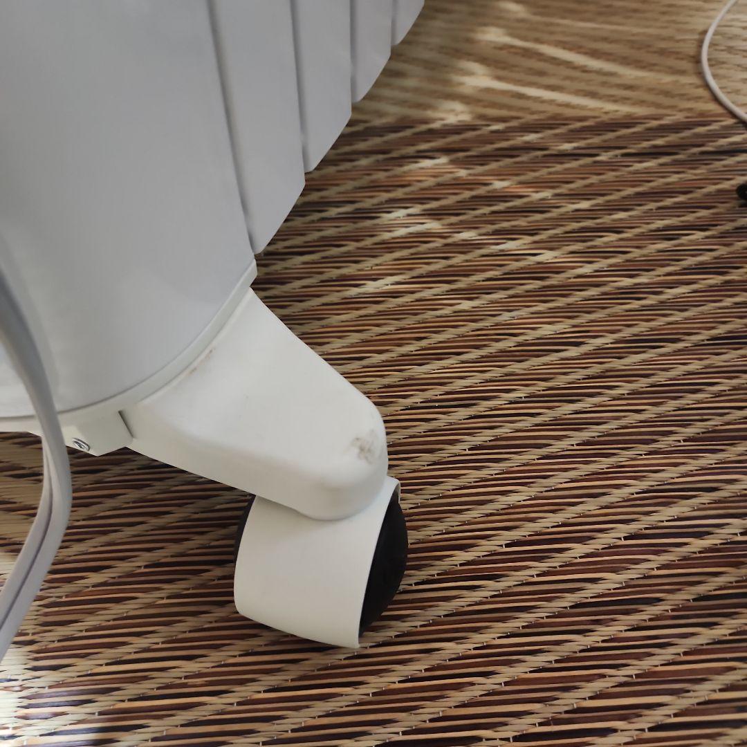 デロンギ　ユニカルド　オイルヒーター　10～15畳未満　良品　2018年モデル