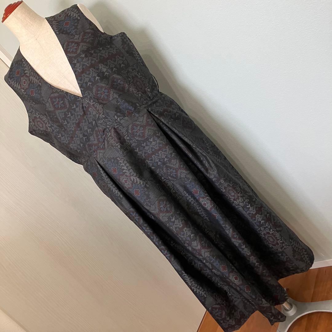 大島紬　幾何学柄　Vネック ノースリーブ　ワンピース　着物リメイク