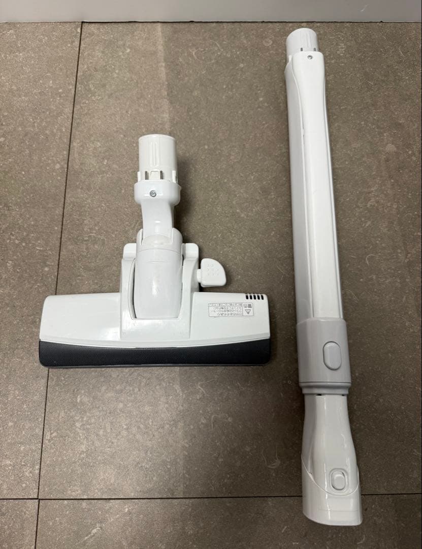 パナソニック◇紙パック式キャニスター掃除機 MC-PJ240G-W ホワイト