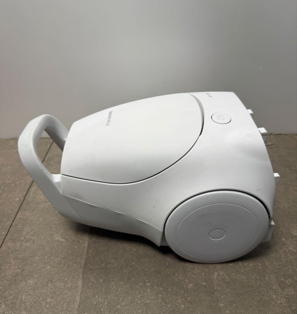 パナソニック◇紙パック式キャニスター掃除機 MC-PJ240G-W ホワイト