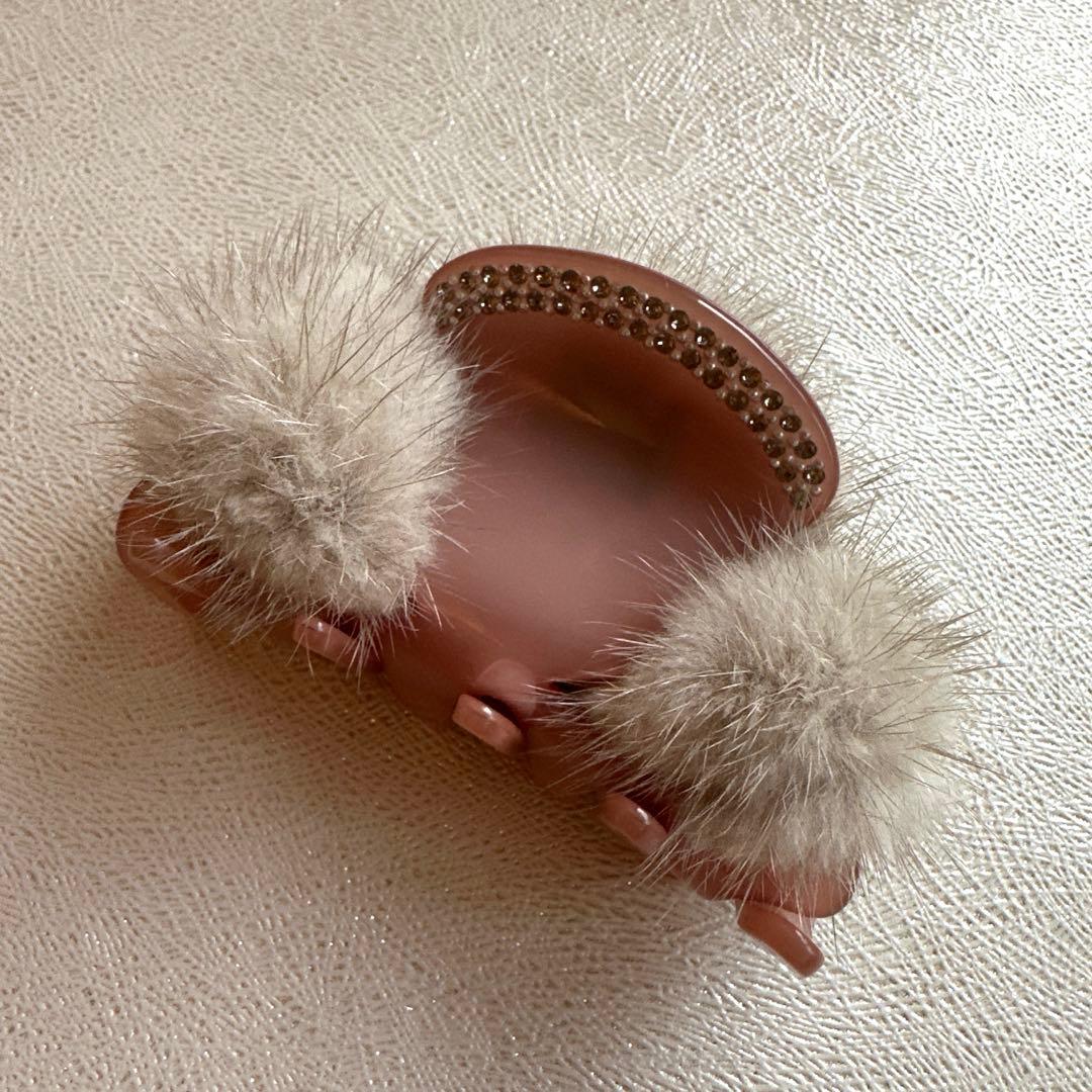 新品未使用＊accaミンクファースワロフスキークリップ