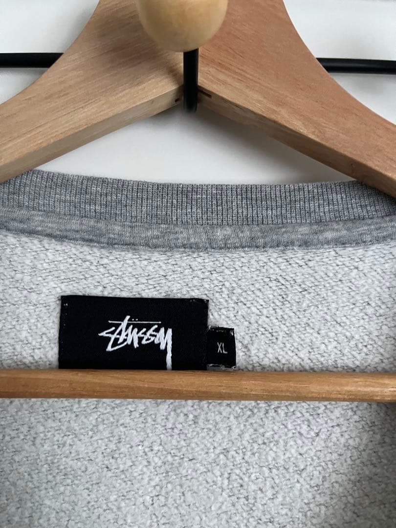 STÜSSY グレー 長袖 トレーナー　XL