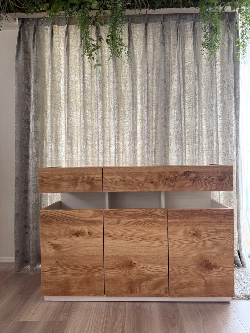 リビングボード　最終処分価格　10/18日まで