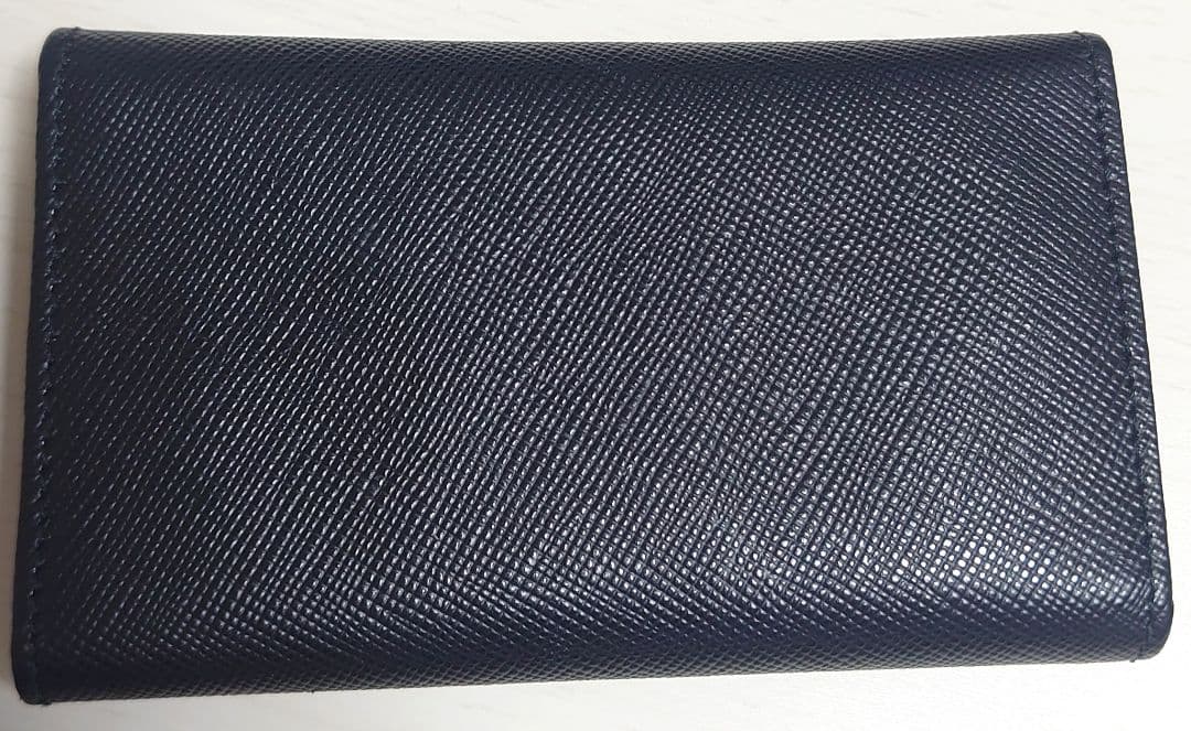 【未使用に近い】PRADA キーケース レザー