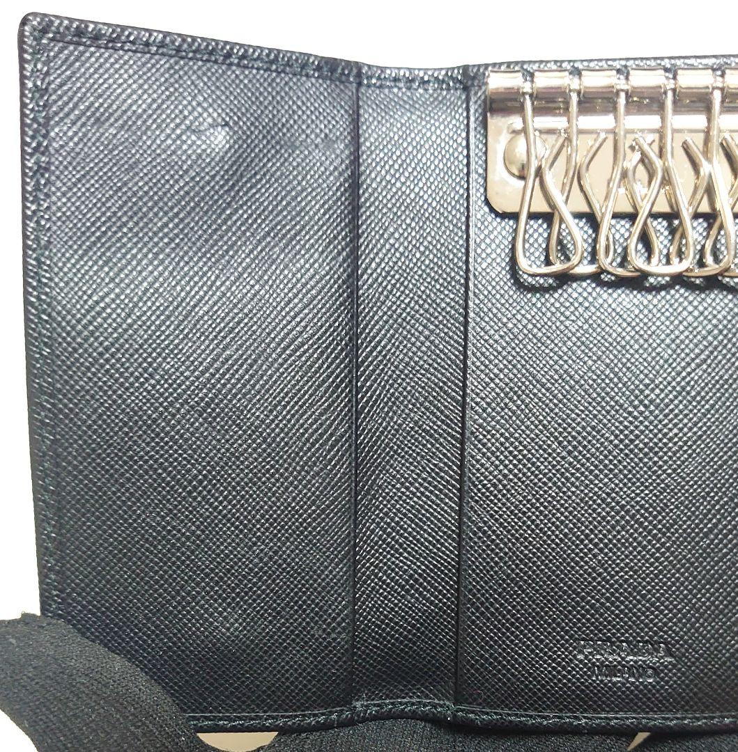 【未使用に近い】PRADA キーケース レザー