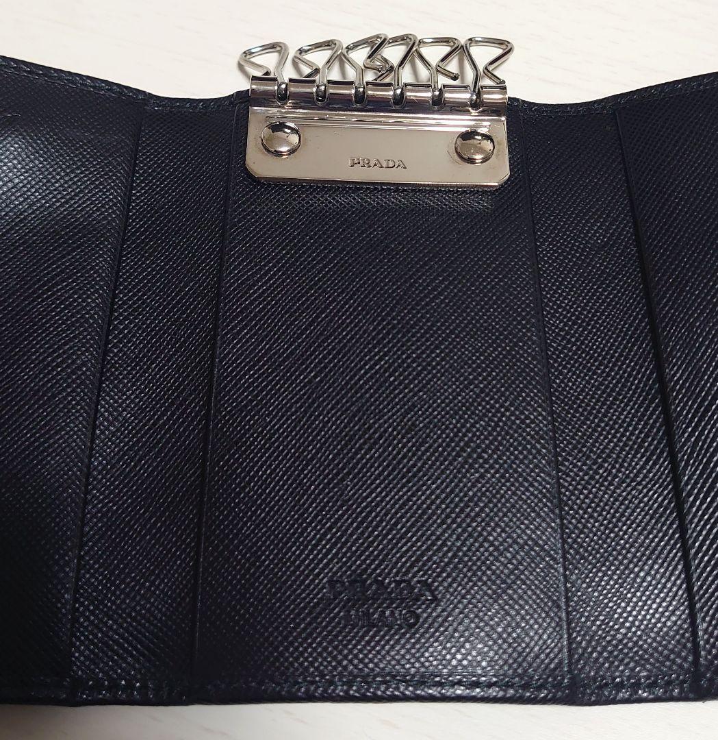 【未使用に近い】PRADA キーケース レザー
