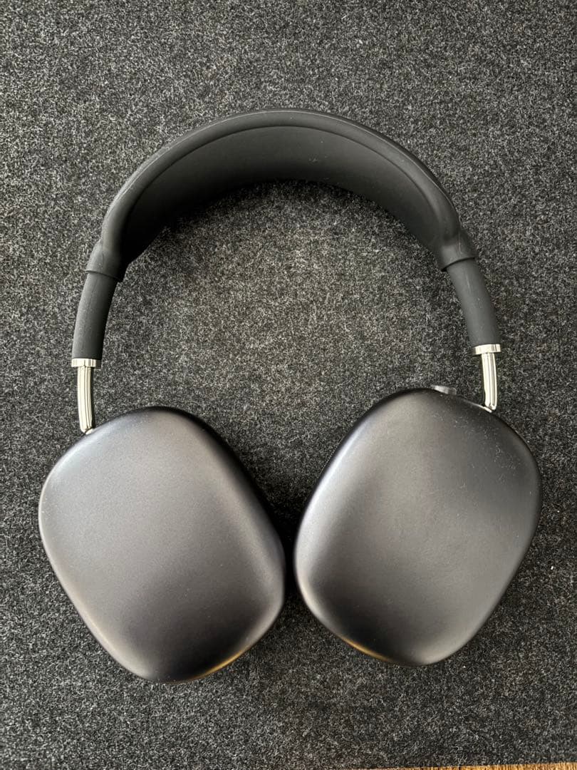 イヤホン Air pods max / space gray