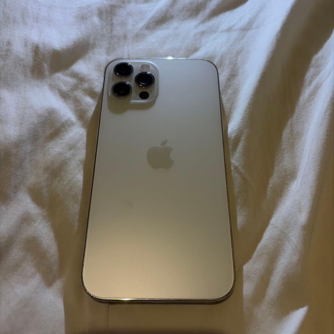 iPhone12pro SIMロック解除済み