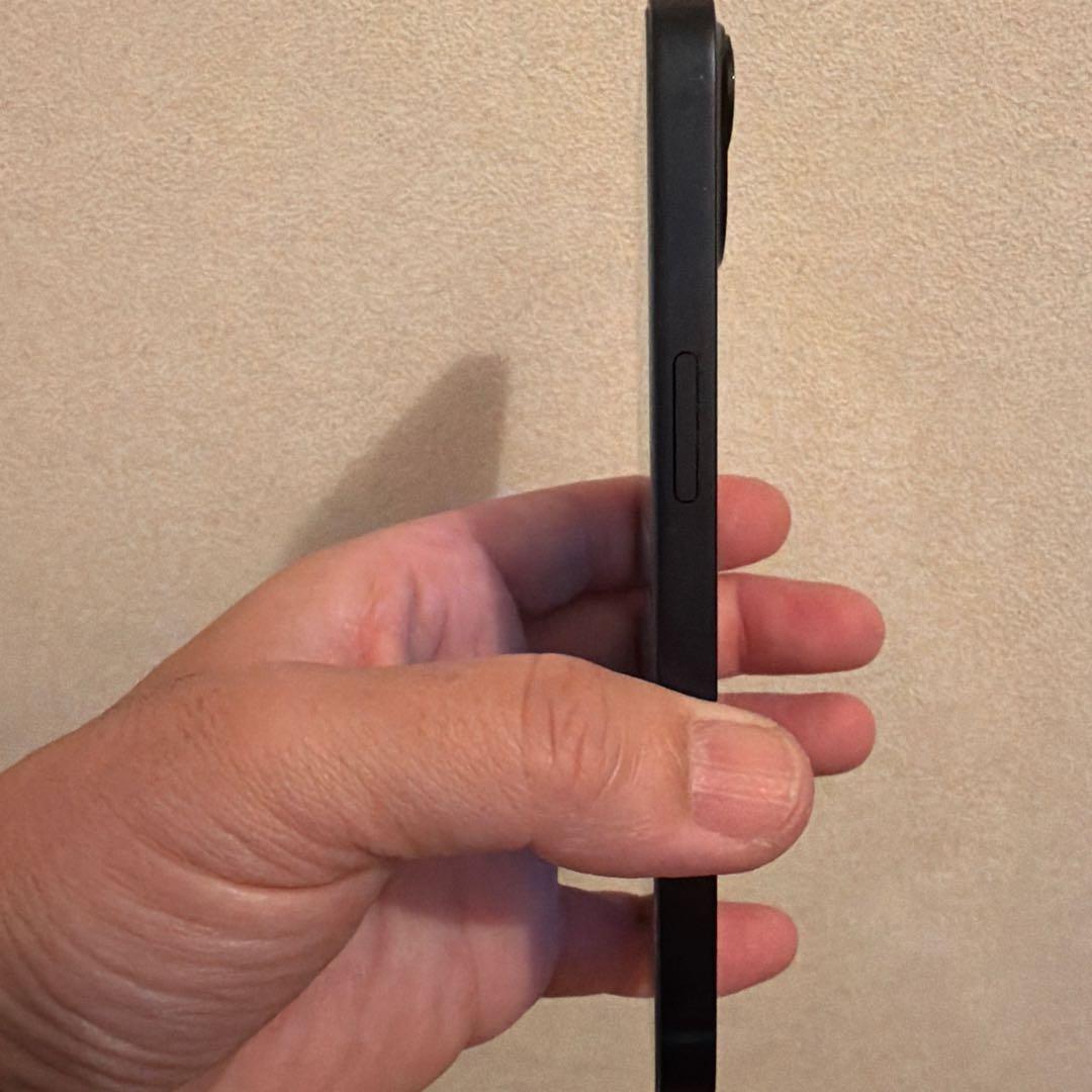 Apple iPhone 13 128GB ブラック 本体