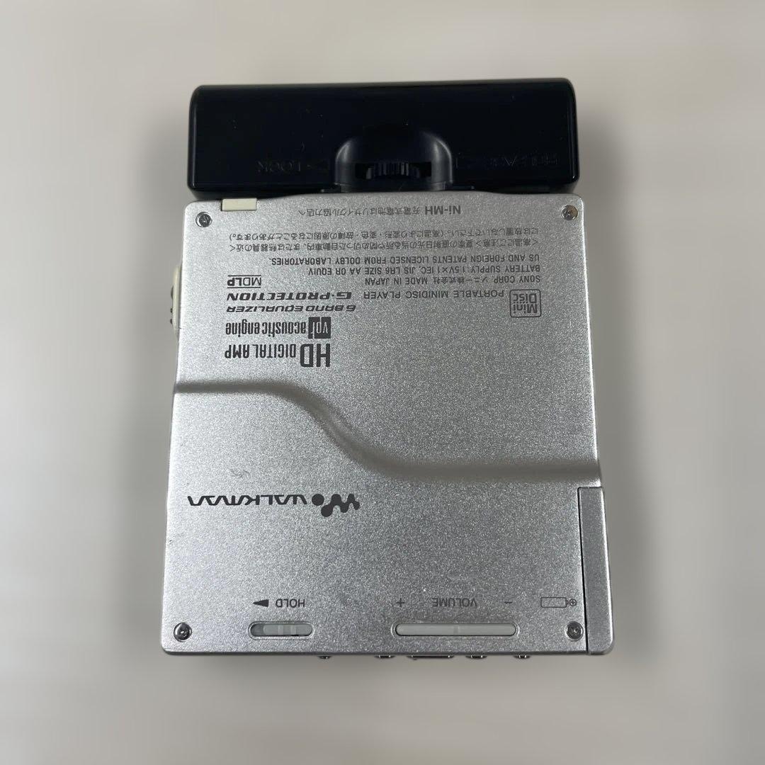 SONY WALKMAN ポータブルMDプレーヤー　MZ-E720