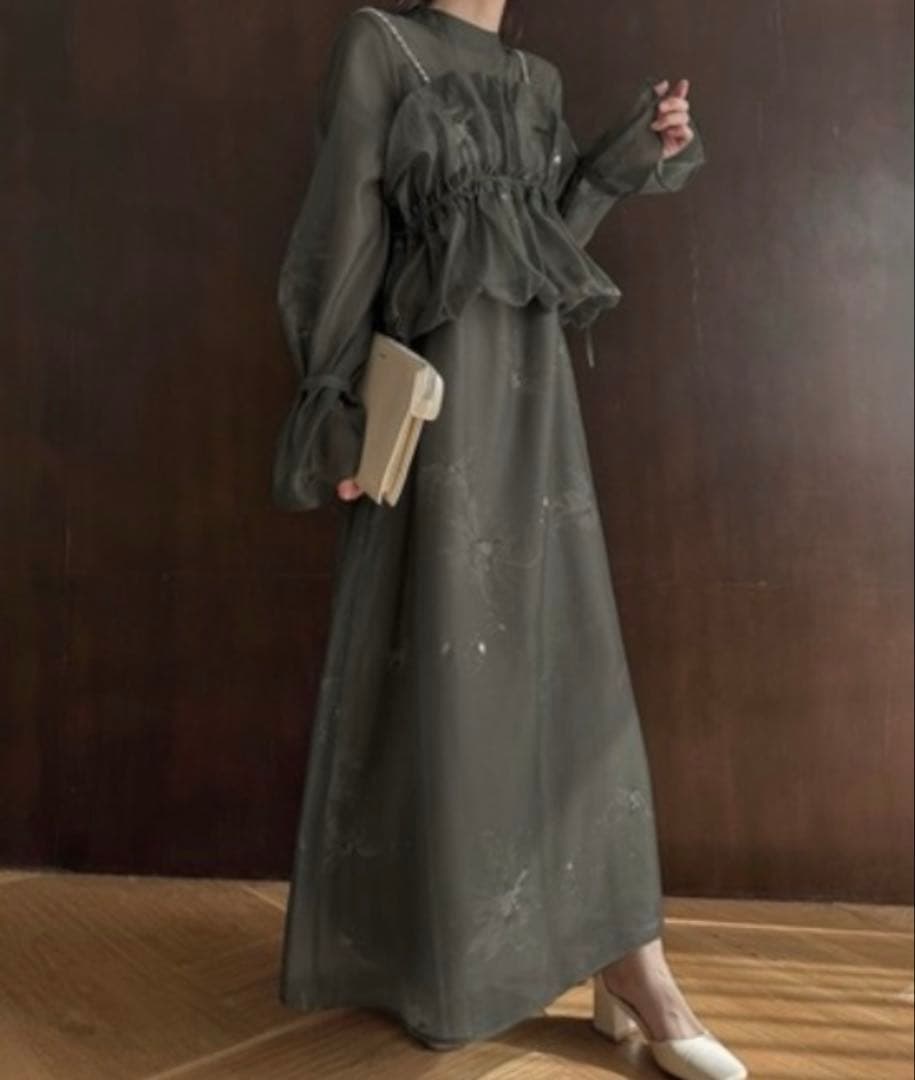 ☺︎pearl shoulder camisole set