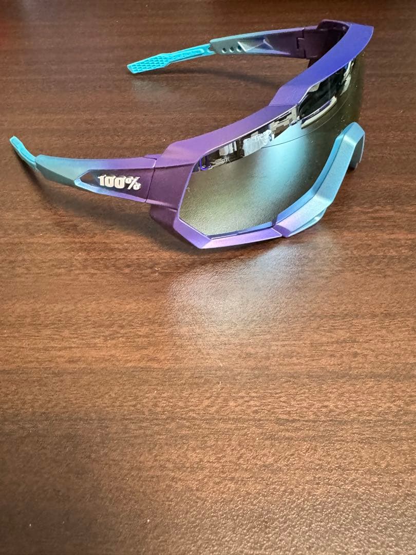 100% ワンハンドレッド　サングラス　スピードトラップ