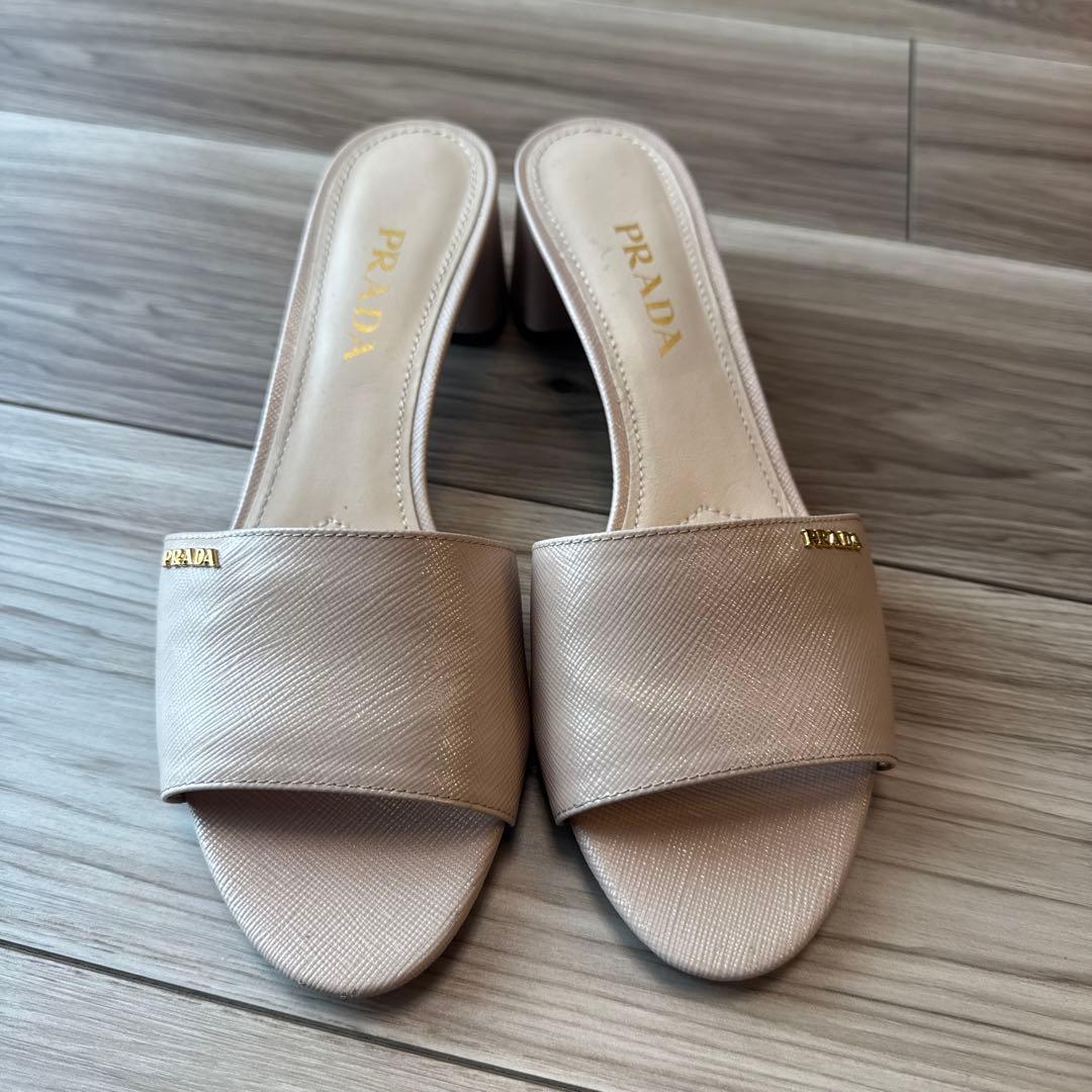 【お値下げしました！】PRADA ベージュ ミュール 中ヒール