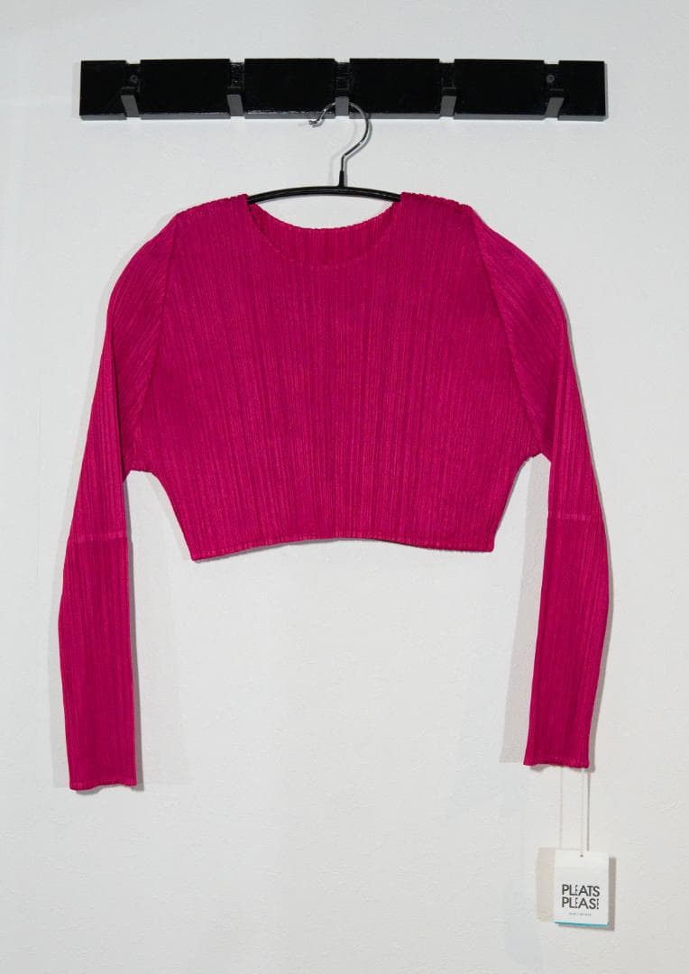未使用　PLEATS PLEASE ISSEY MIYAKE トップス サイズ3