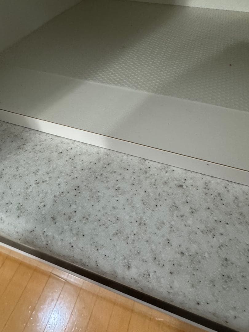 2023年購入ニトリアルミナ食器棚70幅開き戸ホワイト白