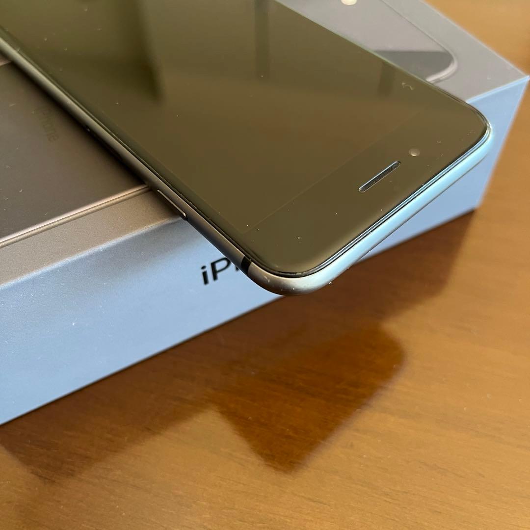 【最大容量100%】Apple iPhone 8 スペースグレー 64GB箱付き
