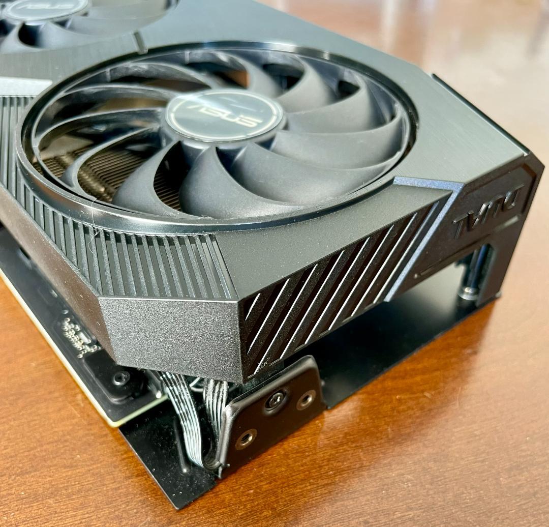 グラフィックボード・グラボ・ビデオカード ASUS Dual GeForce RTX 3060 Ti V2 OC 8GB
