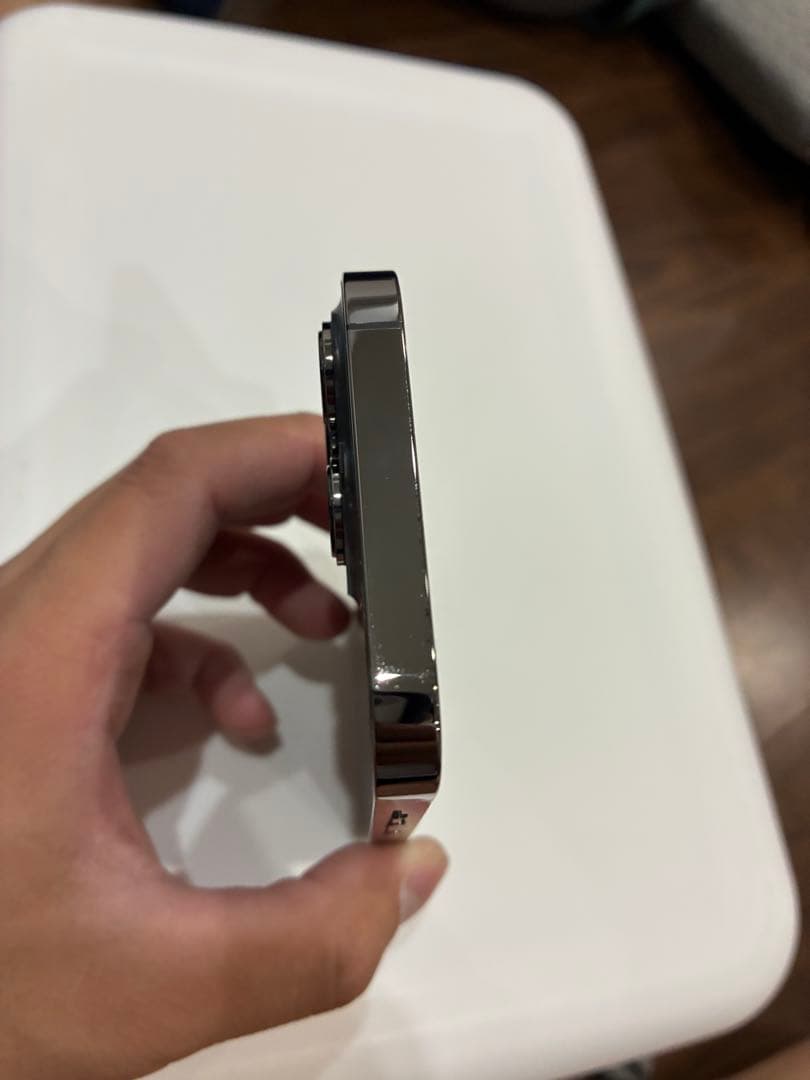 アイホン13pro グラファイト128GB バッテリー90%