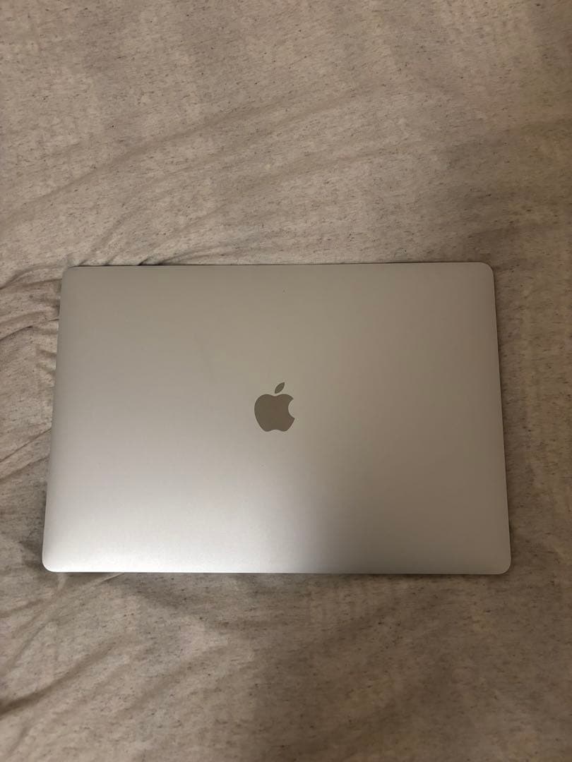 美品！MacBookPro2018モデル Intelcorei9