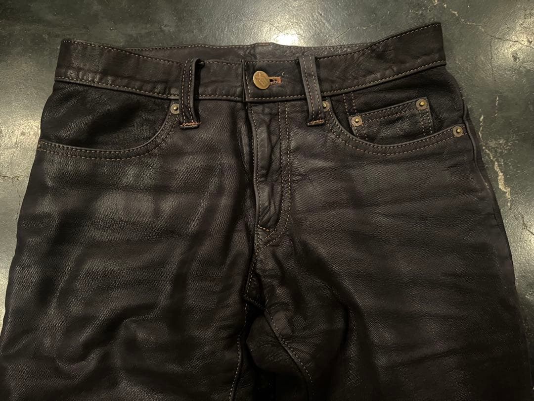 クシタニ　レザーパンツ　エクスプローラジーンズw28 レディース