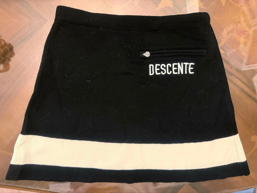 DESCENTE GOLF セーター、スカート　セットアップ
