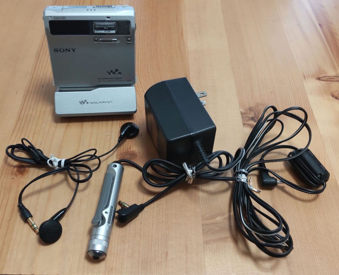 【一部難あり】SONYポータブルミニディスクレコーダー　MZ-N1