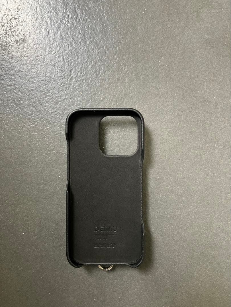 DEMIU デミュウ iPhone16pro カバー
