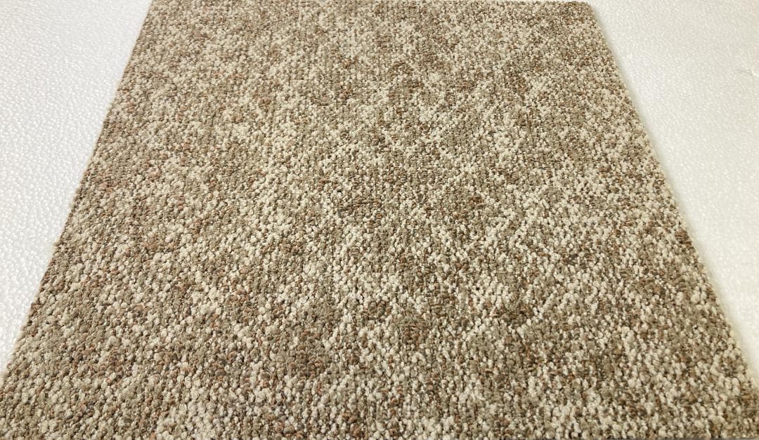 Jun　タイルカーペット　３６枚 新品・未使用　国内メーカー