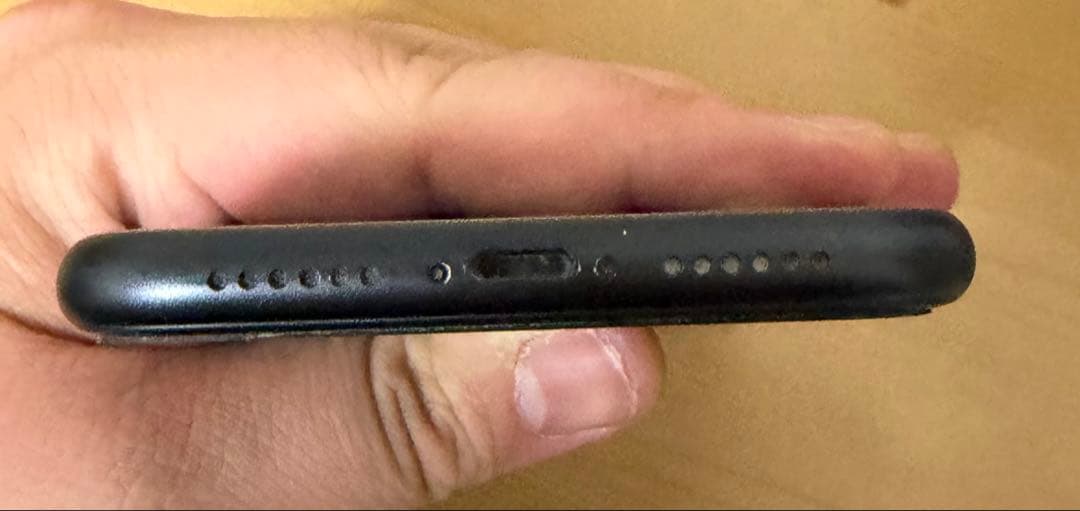 iPhone XR 128GB ブラック