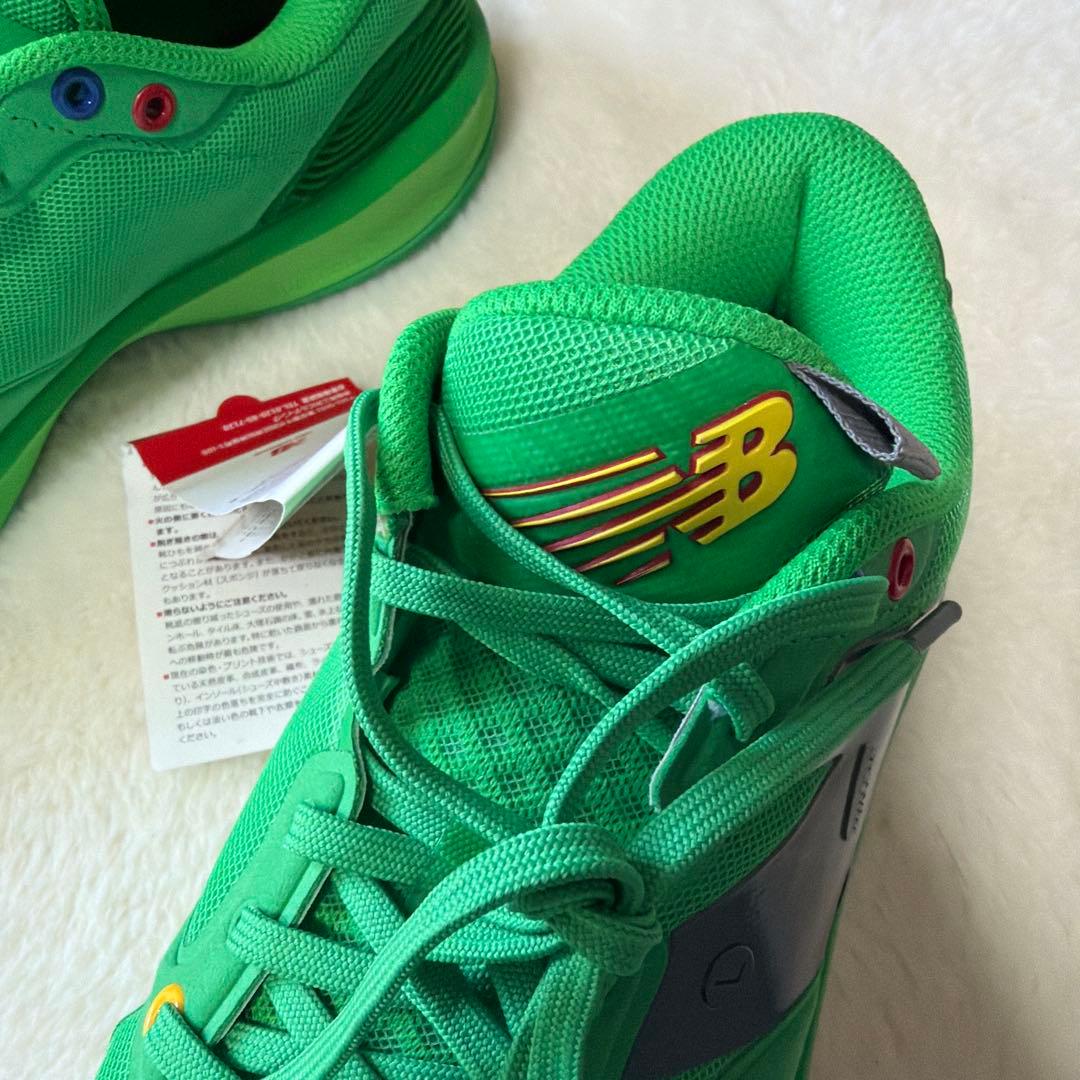 ニューバランスFuelCell HESI LOW R1 BBHSLR1