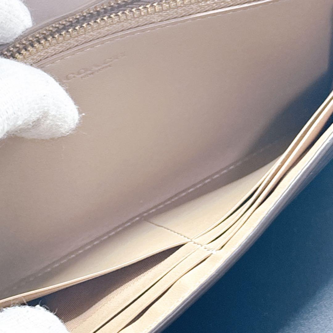 ✨極美品✨コーチ COACH ベージュ花柄 フラップ式 長財布