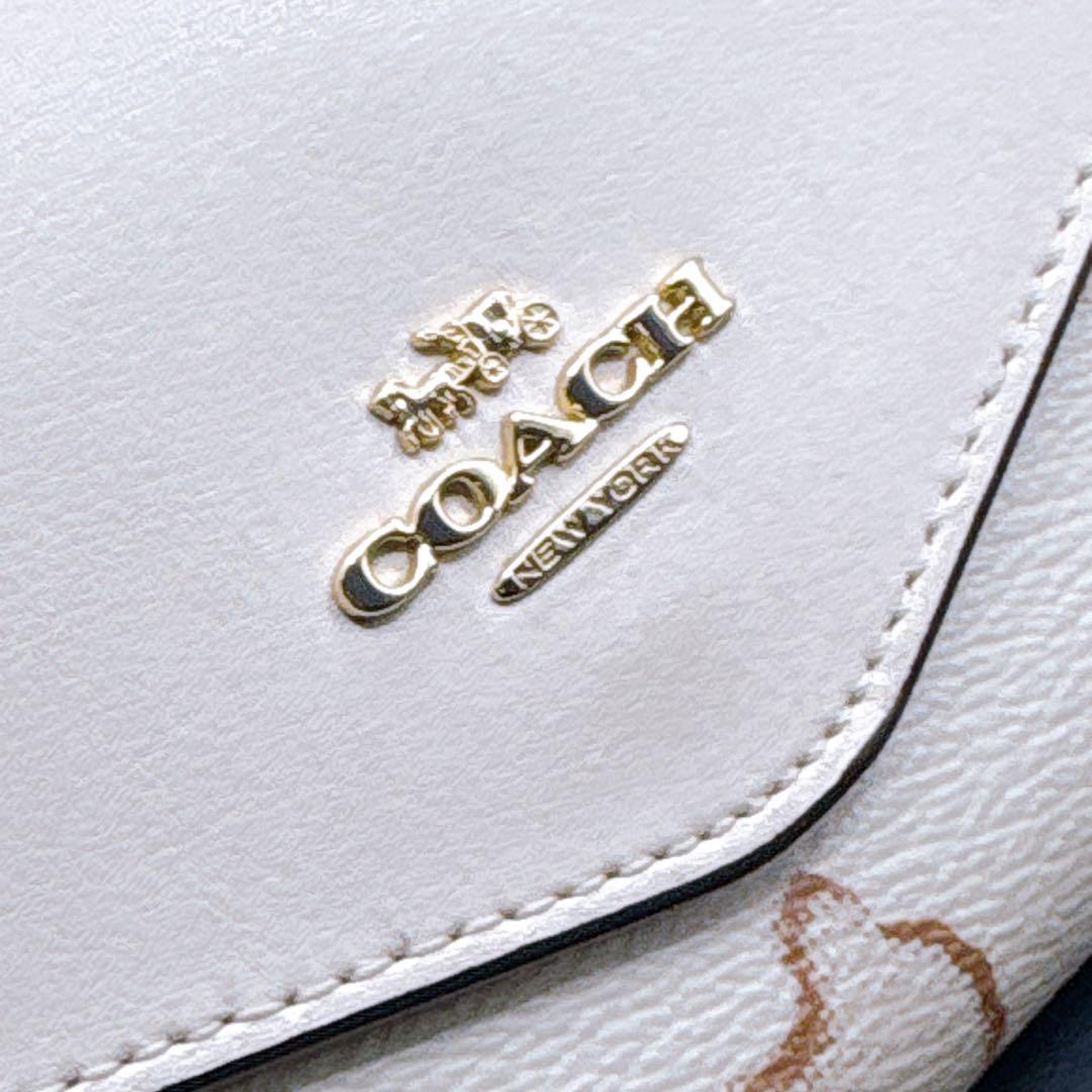 ✨極美品✨コーチ COACH ベージュ花柄 フラップ式 長財布
