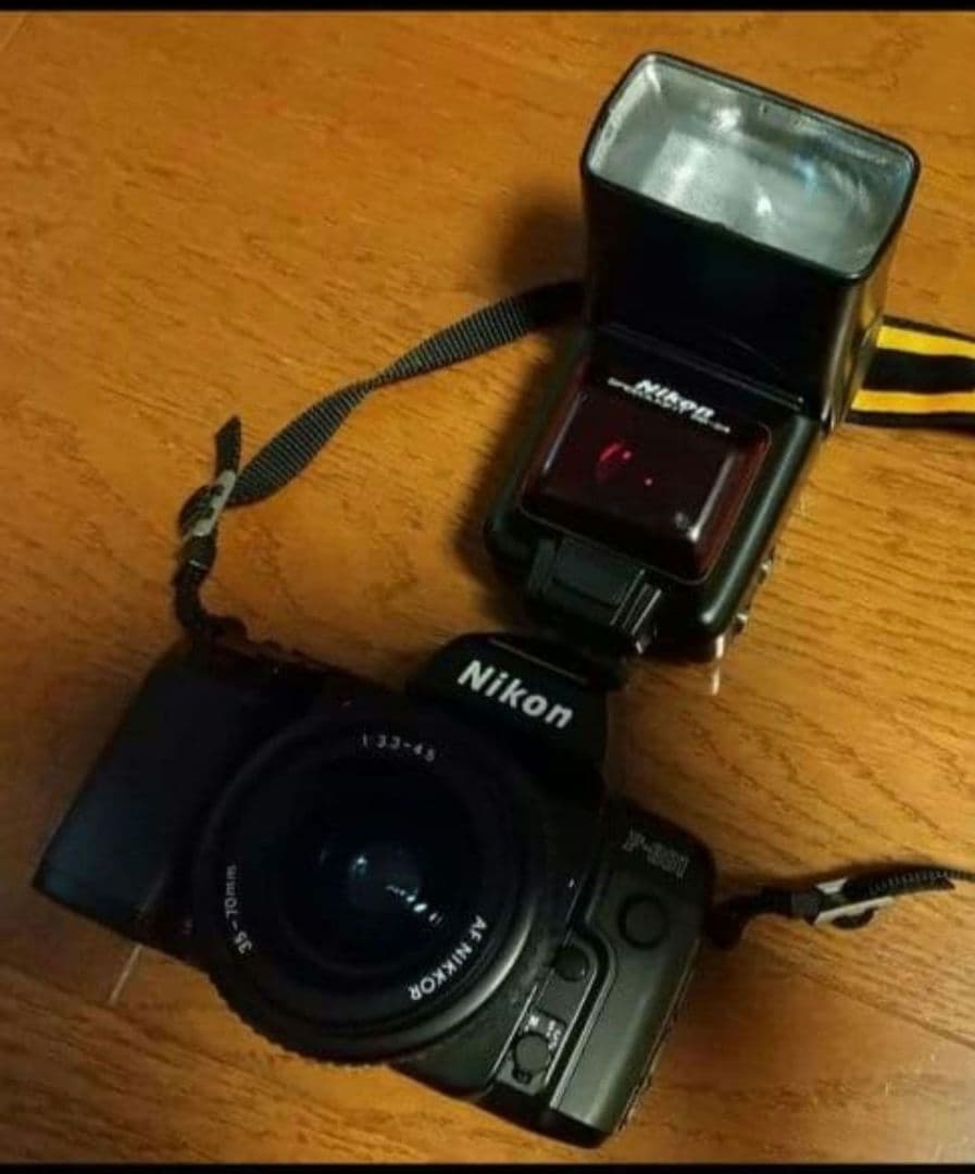 Nikon 一眼レフカメラ 標準レンズ付き