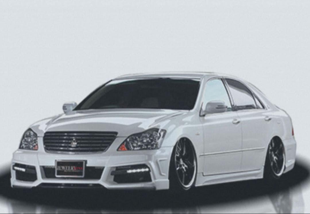 定価132,000円 18クラウン