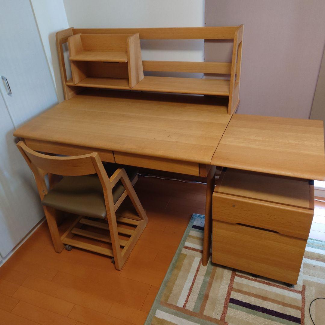 【すーさん】begin 飛騨産業 ブックスタンド付き学習机