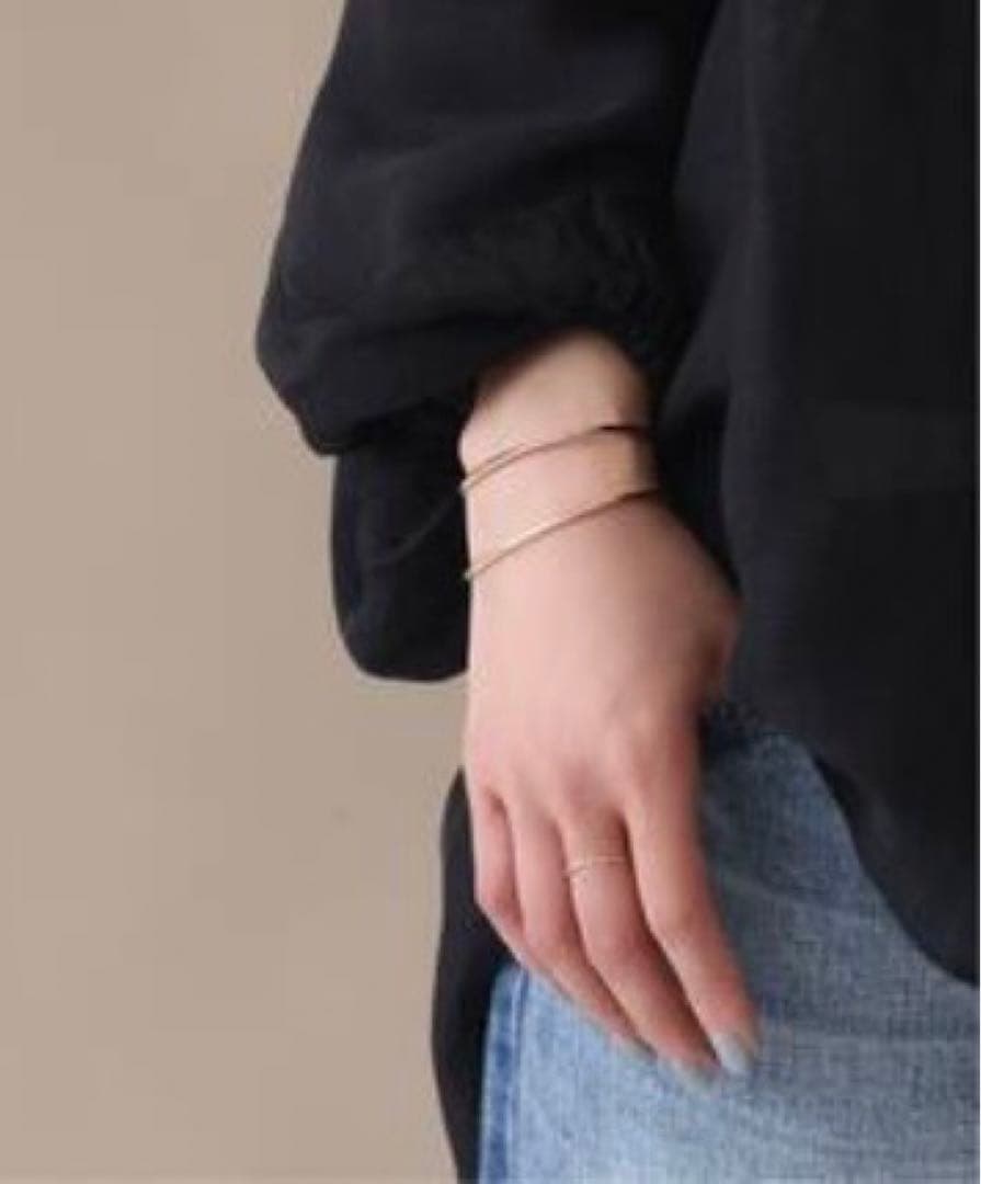 Lira 2.5パイプCガタバングル K10