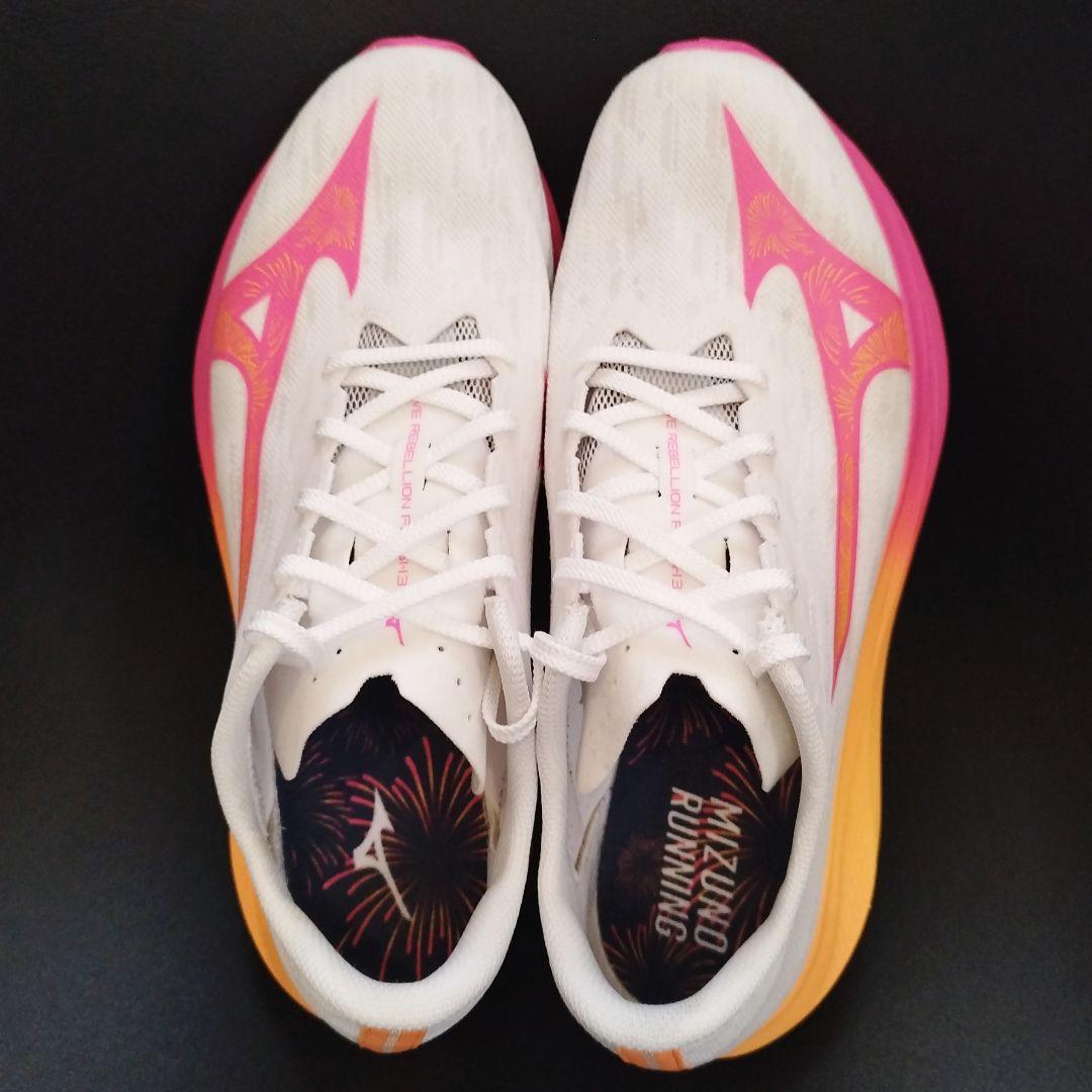 MIZUNO　ウェーブリベリオンフラッシュ3　27.5cm