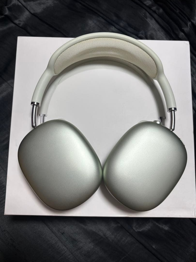 AirPods pro max グリーン