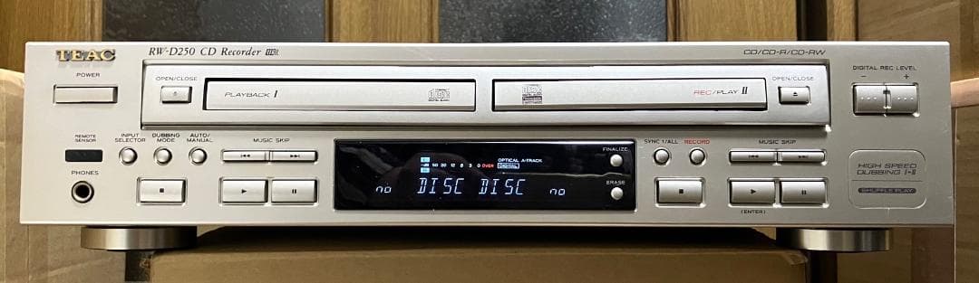 リキ　CDレコーダー　TEAC　RW-D250