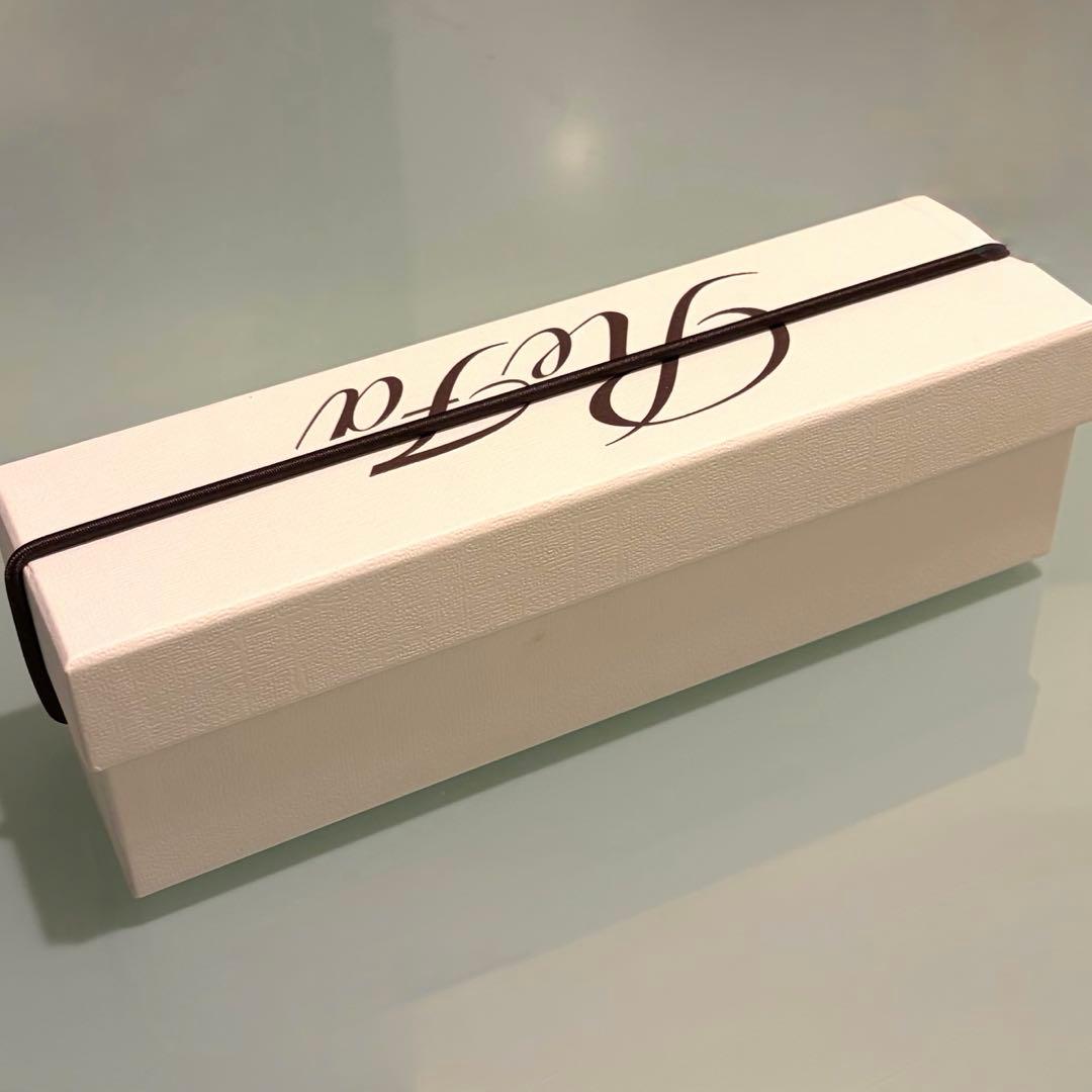 ぴ*つ様 【新品未使用】リファ ReFa フィンガーアイロン 正規品 ホワイト