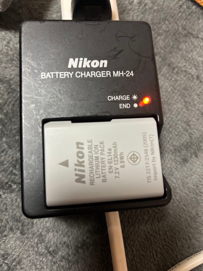 Nikon D3500 デジタル一眼レフカメラダブルズームキット